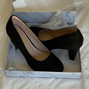 Women’s Black Heels
